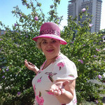 ludmila, 70 (7 , 0 )